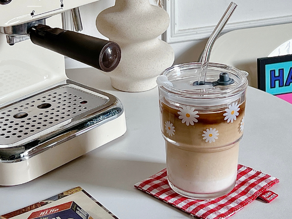 daisy glass cup