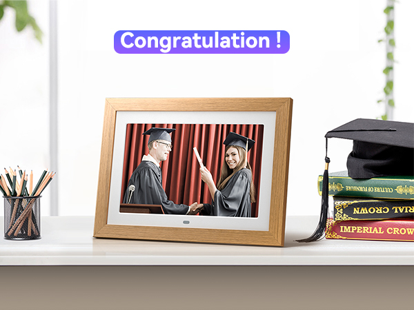 digital picture frame