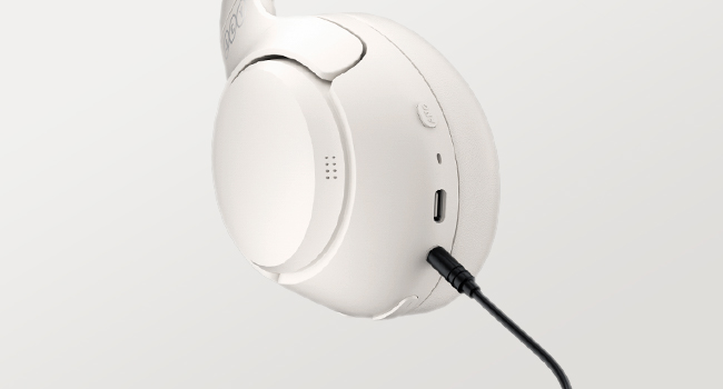 wired headphones