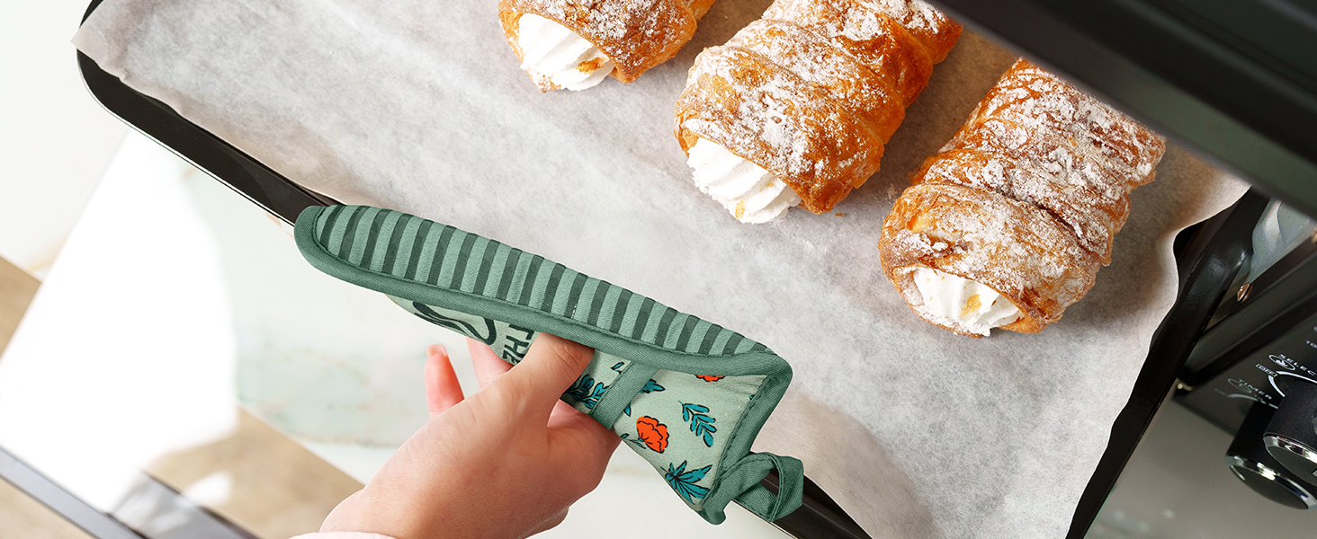 funny oven mitt+pot holder