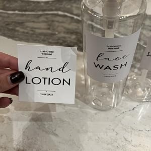 Hand Lotion label application