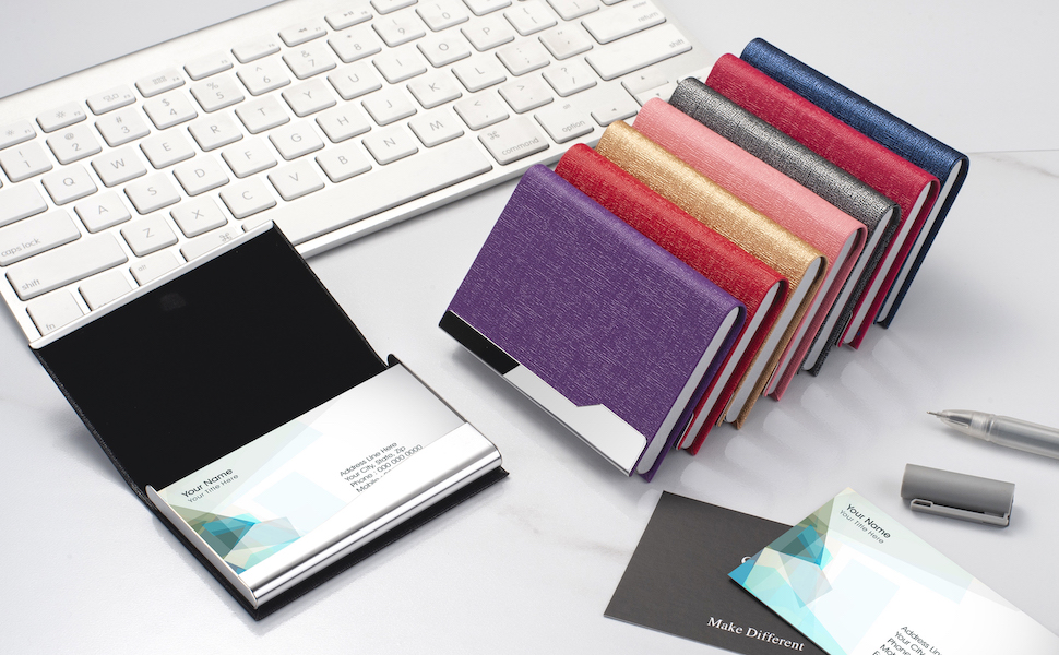 name card holder with magnetic closure