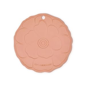 Silicone Petal Trivet in Peche