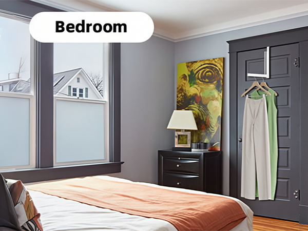 folding clothes hangers