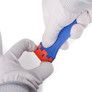 plastic blades, blades for plastic, plastic razor blades, plastic scraper blades, plastic razors