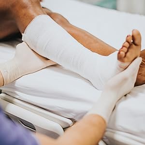 injured leg gauze wrapping