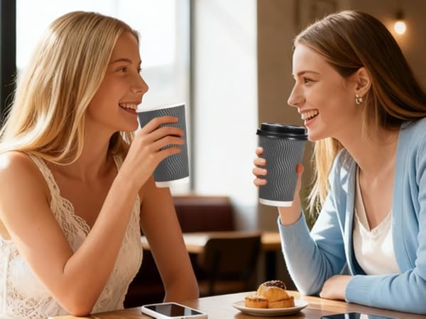 coffee cups with lids