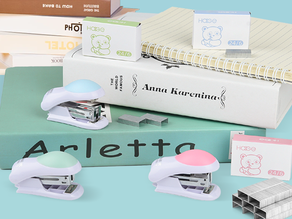 Mini Effortless Desktop Staplers