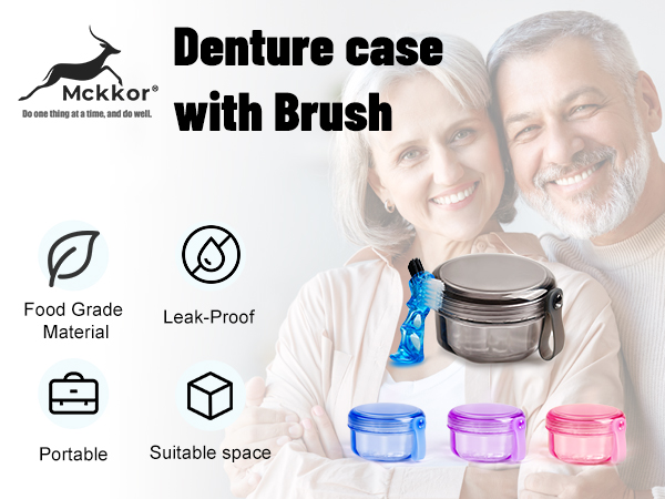 denture case with brush