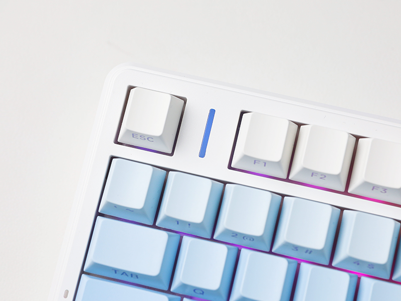 F99 wireless gaming keyboard