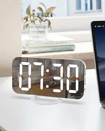 https://m.media-amazon.com/images/S/aplus-media-library-service-media/99b6bdba-f3ca-4298-8ab1-c8ea650eb179.__CR0,46,926,1159_PT0_SX362_V1___.jpg