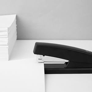 Deli Stapler with 640 Staples