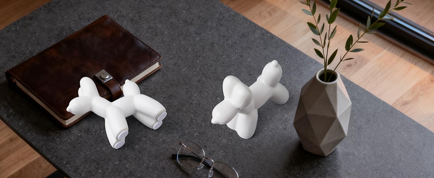 White Balloon Dog