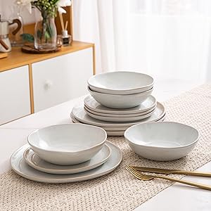 dinnerware sets