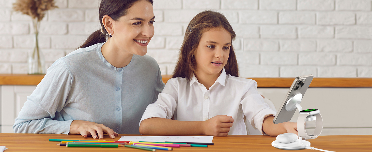 iPhone 15 wireless charger