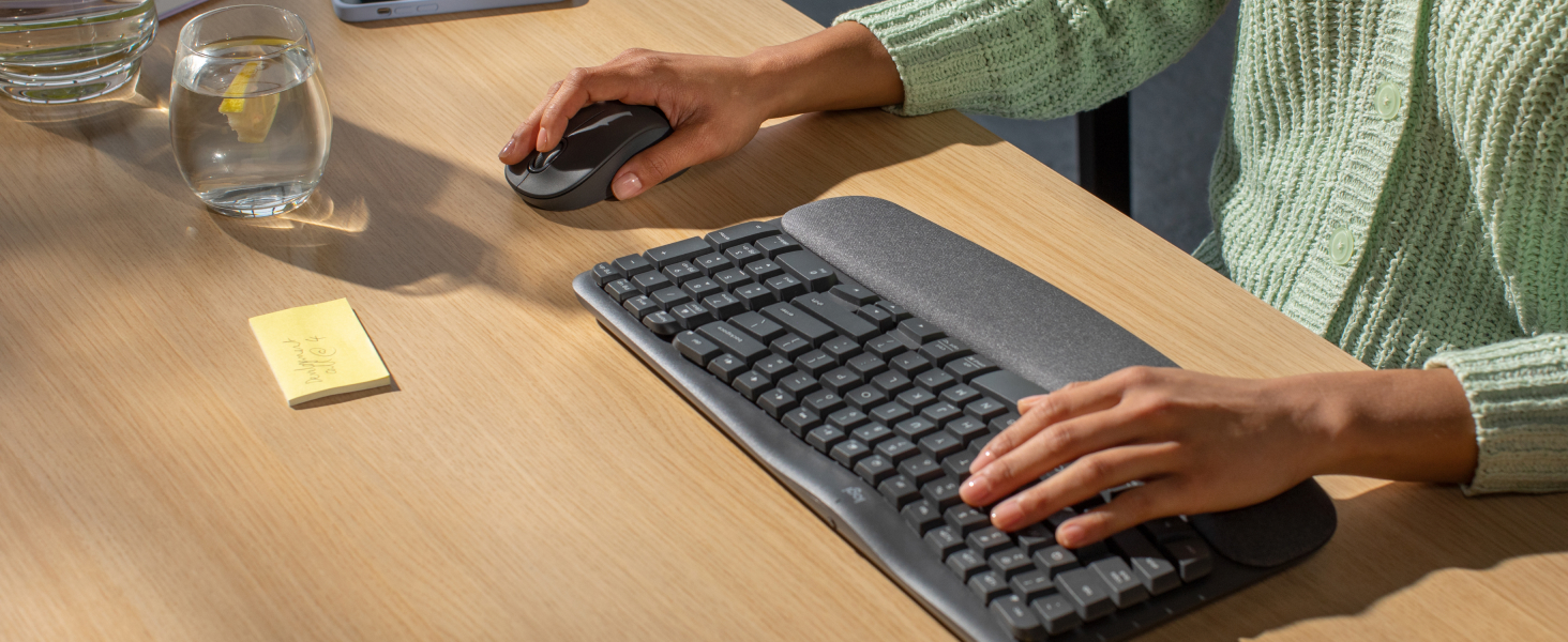 Wave Keys MK670 Combo, Wireless Ergonomic Keyboard with Signature M550 L Wireless Mouse