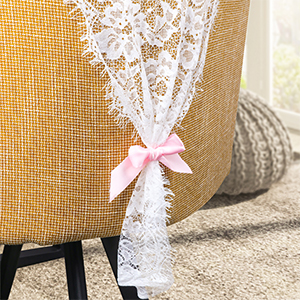 Lace table runners