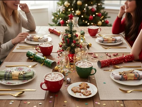 beige placemats