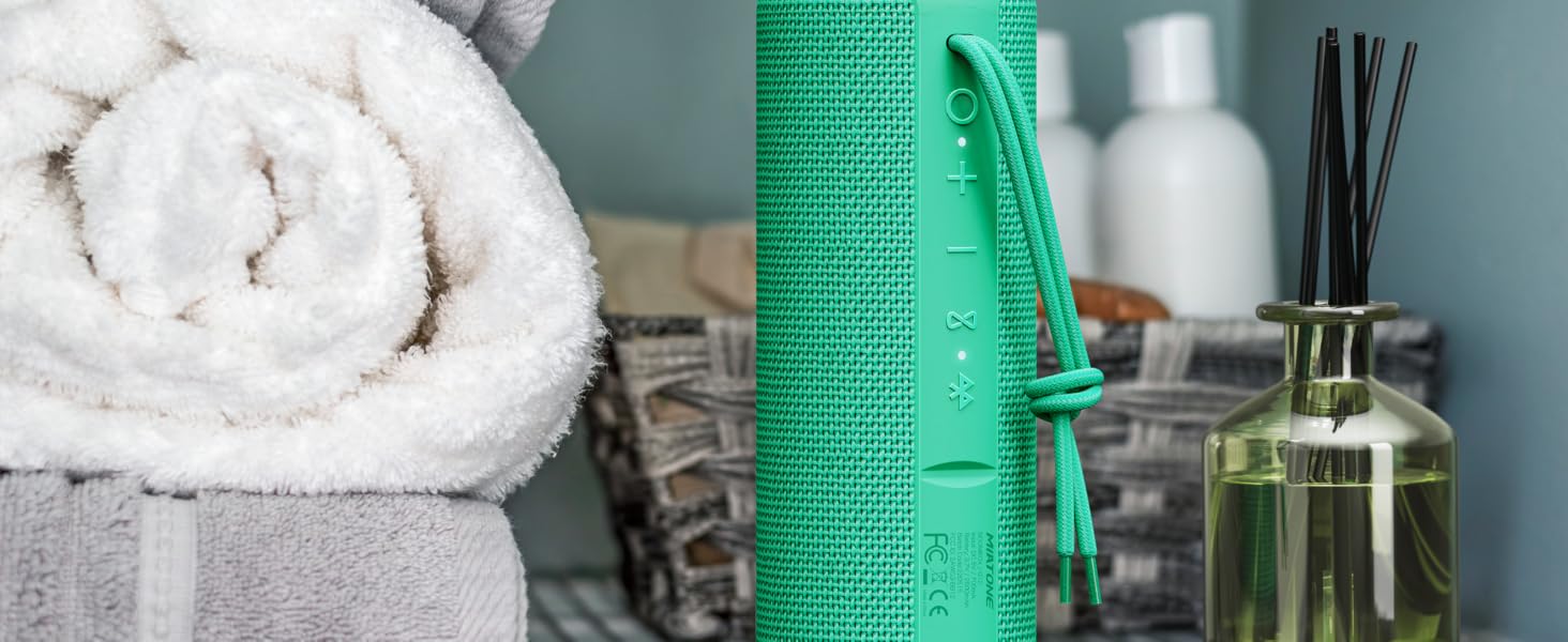 shower speaker green