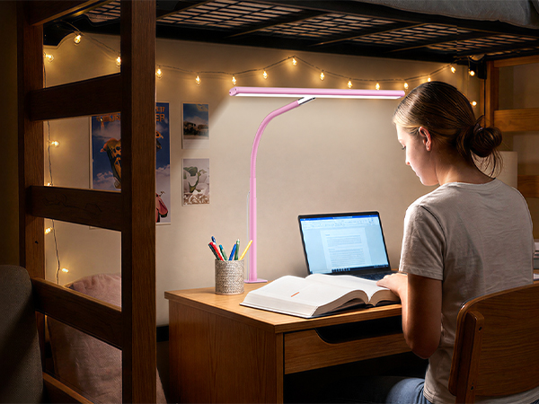 space-saving-desk-lamp-for-dorm