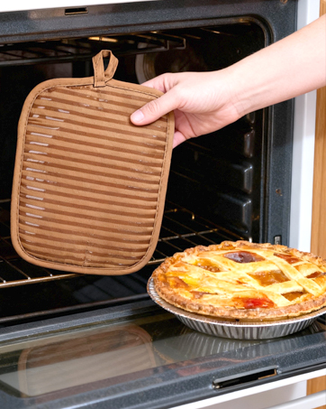 funny oven mitt and pot holder