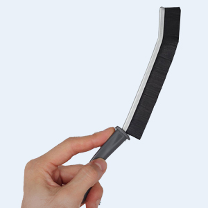 Ergonomic handle for a comfortable grip. It never exhausts your hand