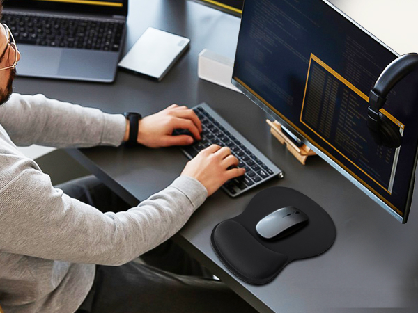 Mouse Pad Wrist Support