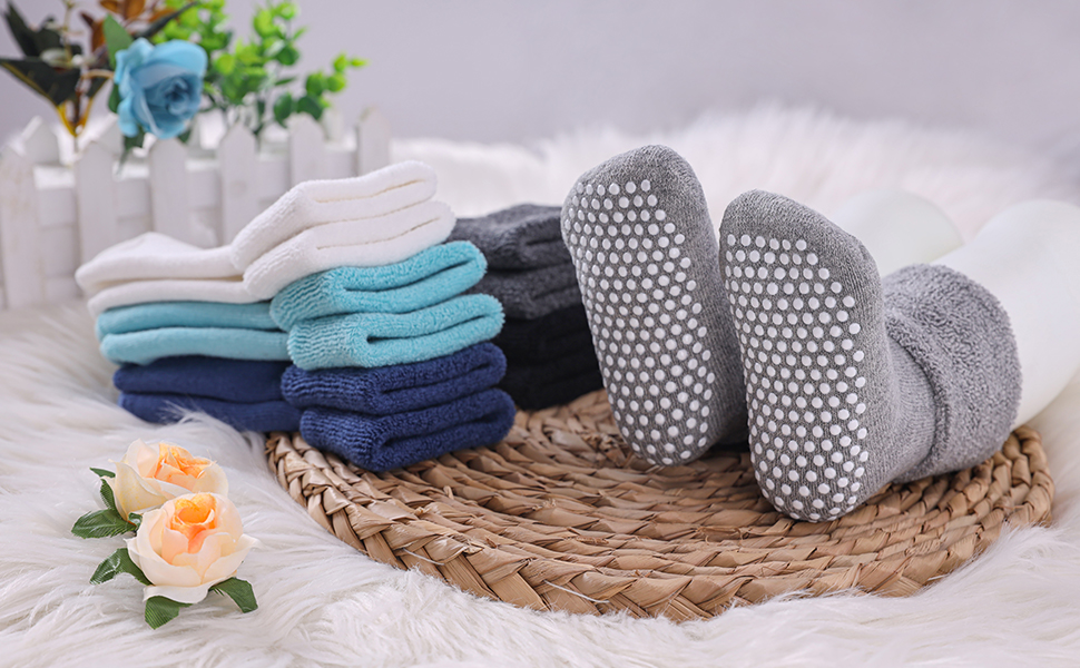 Unisex Baby Toddler Kids Ankle Crew Socks with Grips Boys Girls Warm Thick Cotton Non Slip Socks