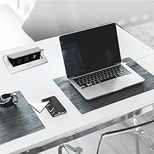 Pop up outlet