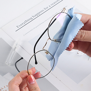Lens Cleaning Wipes
