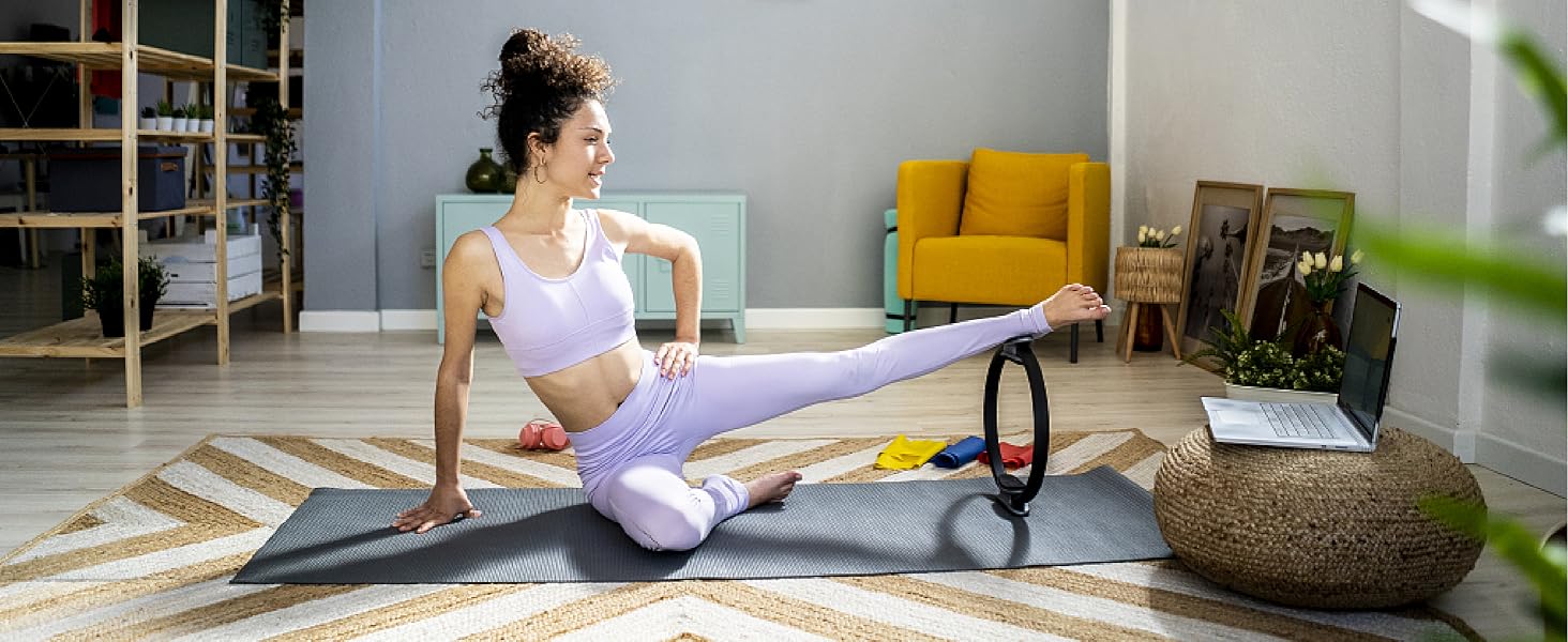 STRETCHING LEG