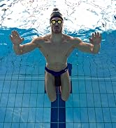 athlete using an arena Freeflow Pull Buoy II for Swim Training in the pool