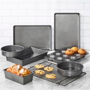 chicago metallic bakeware set; baking set; cookie sheet; cake pan; muffin pan; cooking rack; baking