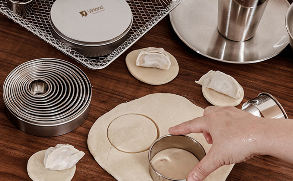 Circular cutting mold set