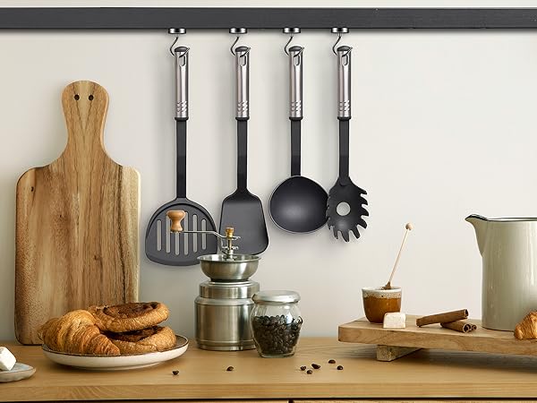 magnets with hooks