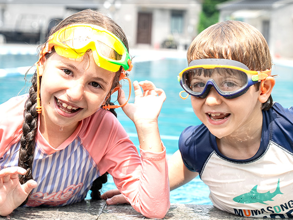 kids water goggles