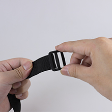 Cut the the webbing strap to the required length, and burn it to ensure there are no loose fibres.