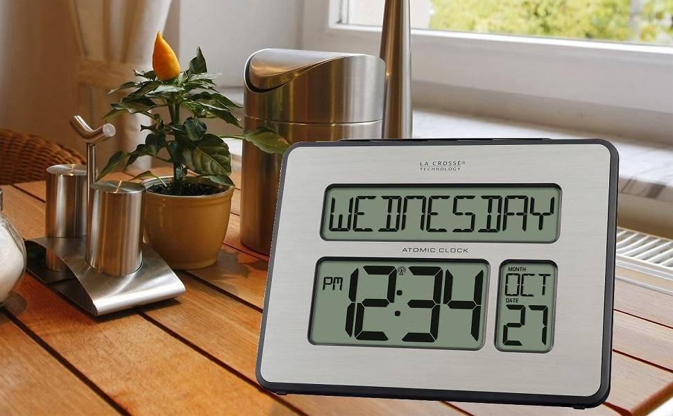 lacrosse, la crosse, 513-1419, calendar, atomic, self set, clock, digital time, temperature