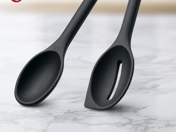 Silicone cooking spoon set