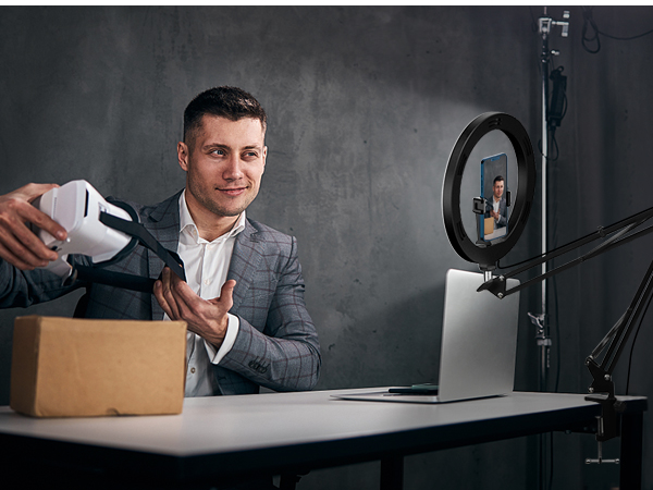 ring light with stand