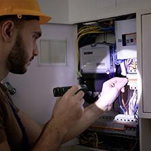 1200012 Repairing flashlight