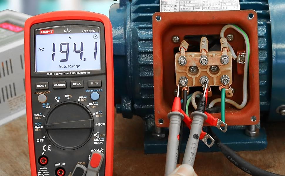UNI-T Digital Multimeter UT139C