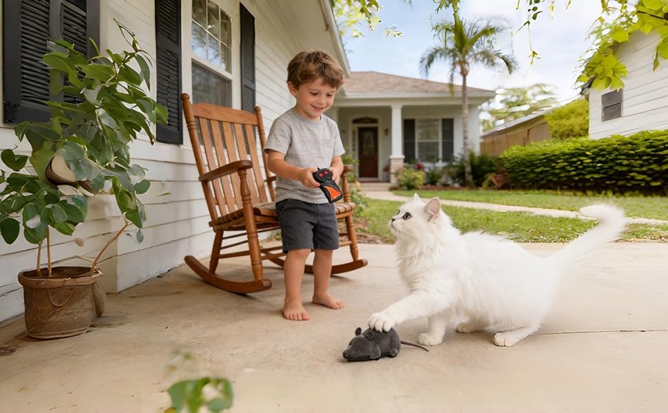 Soft bendable tail, safe and enhances realistic play.