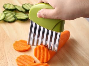 Green crinkle cutter
