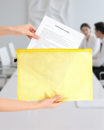 clear zipper pouches