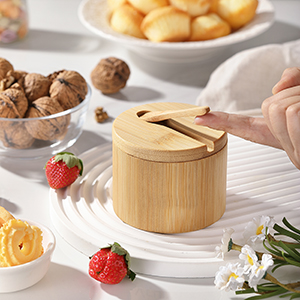 salt cellar with lid