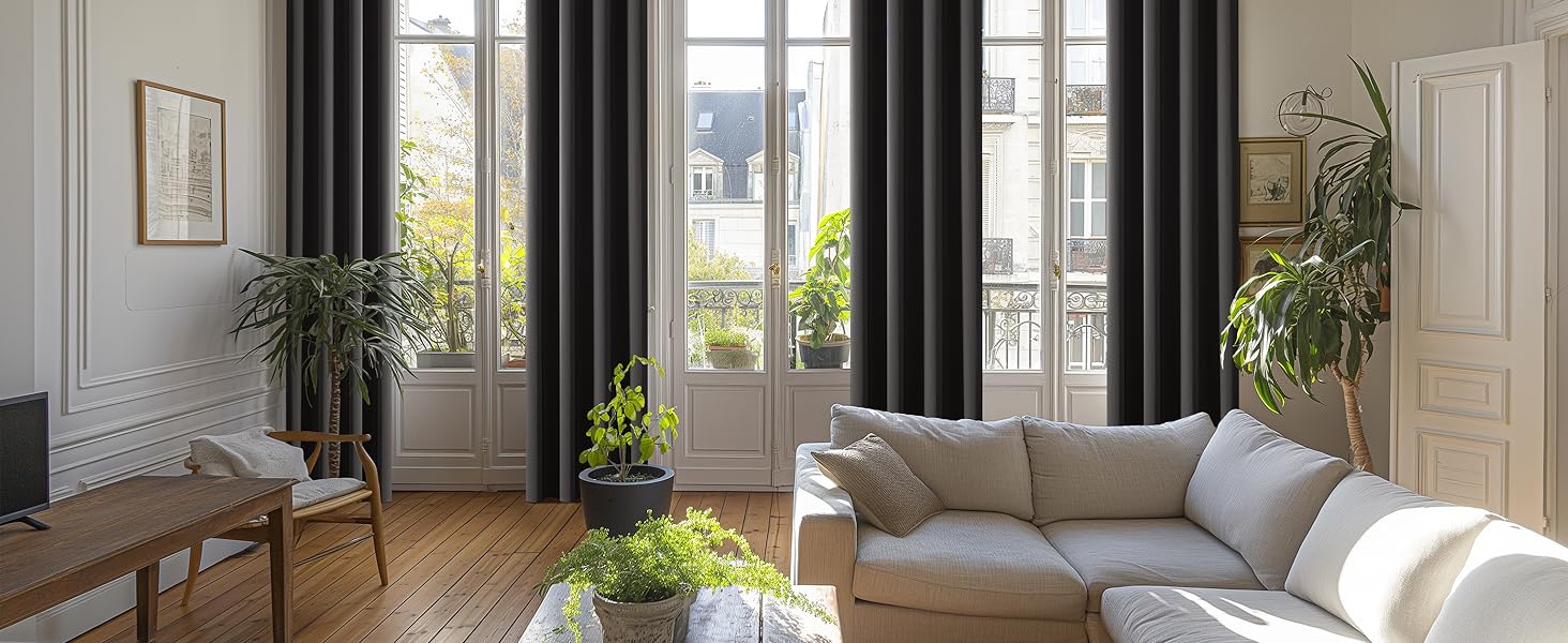 100% blackout curtains