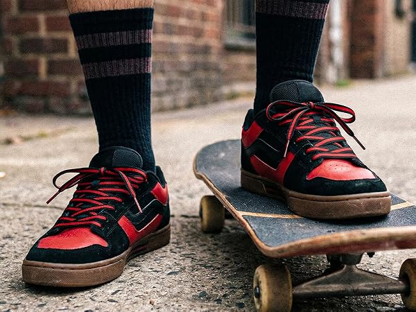 black red black shoe laces