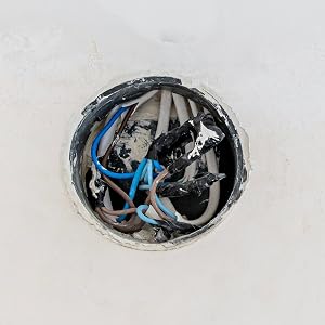 electrical wiring in the round box