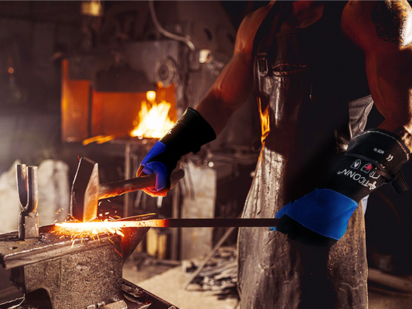 WELDING GLOVES